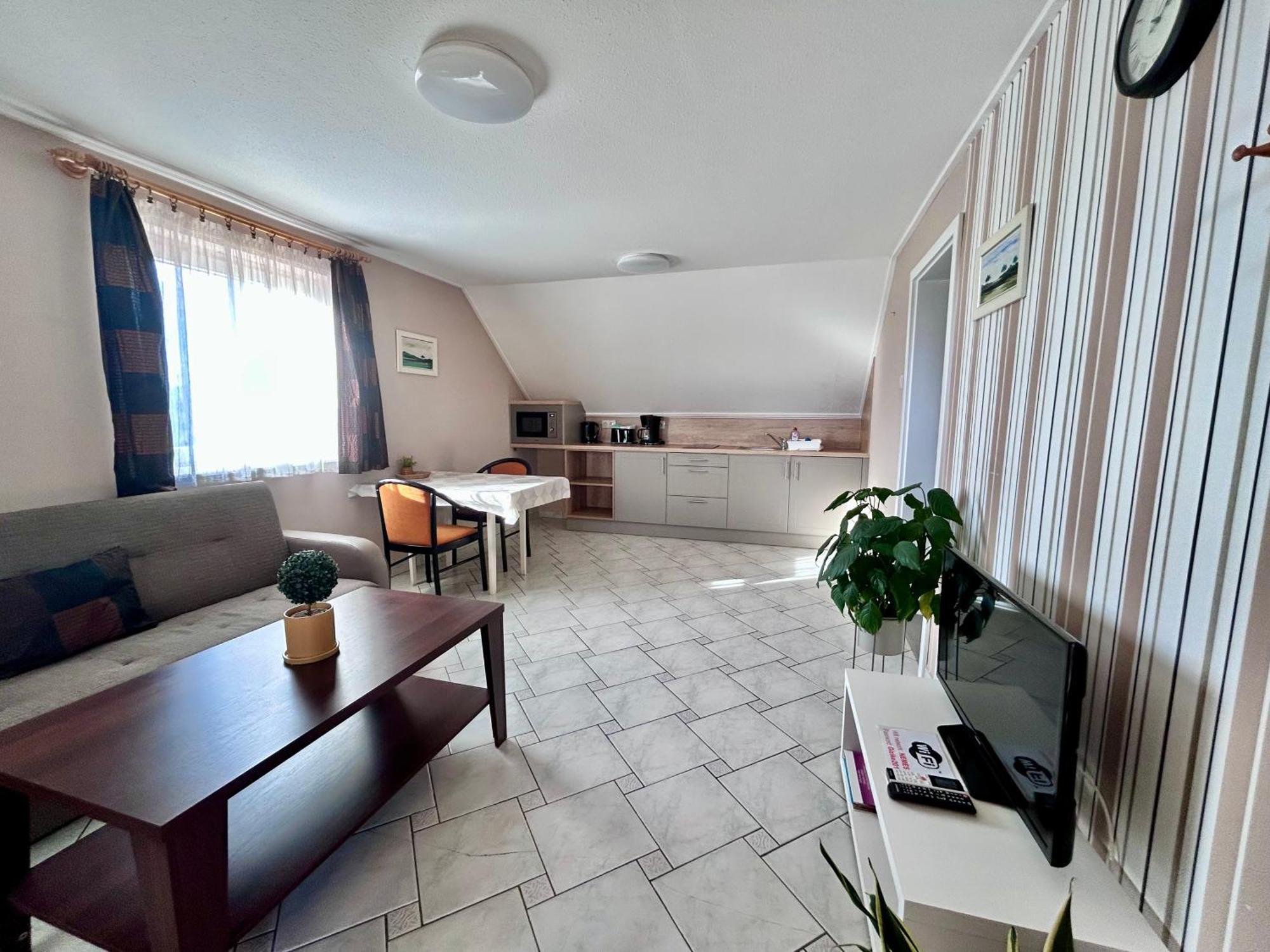 Nemes Apartmanház Hévíz Exterior foto